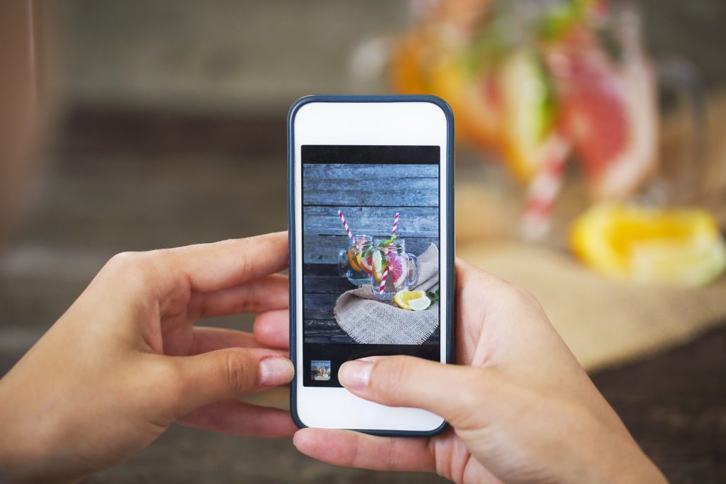 Create social media carousels.